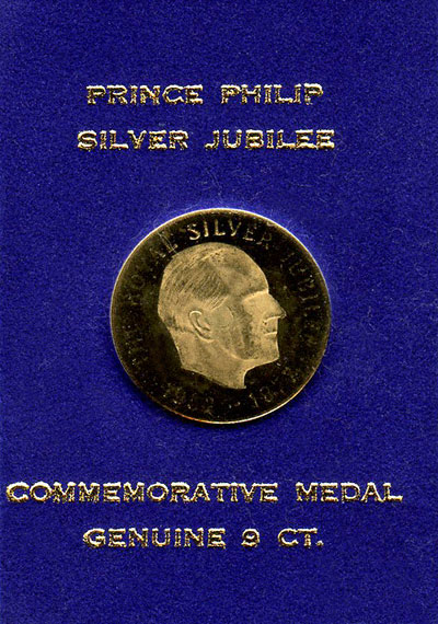 Obverse of 1977 Duke of Edinburgh Gold Medallion