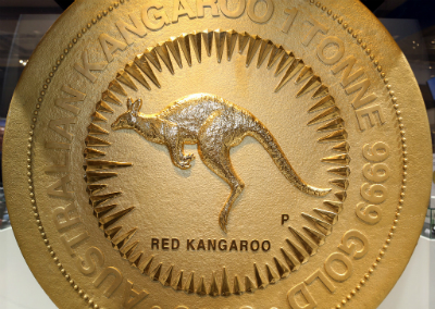 2012 Australia One Tonne Gold Nugget Reverse